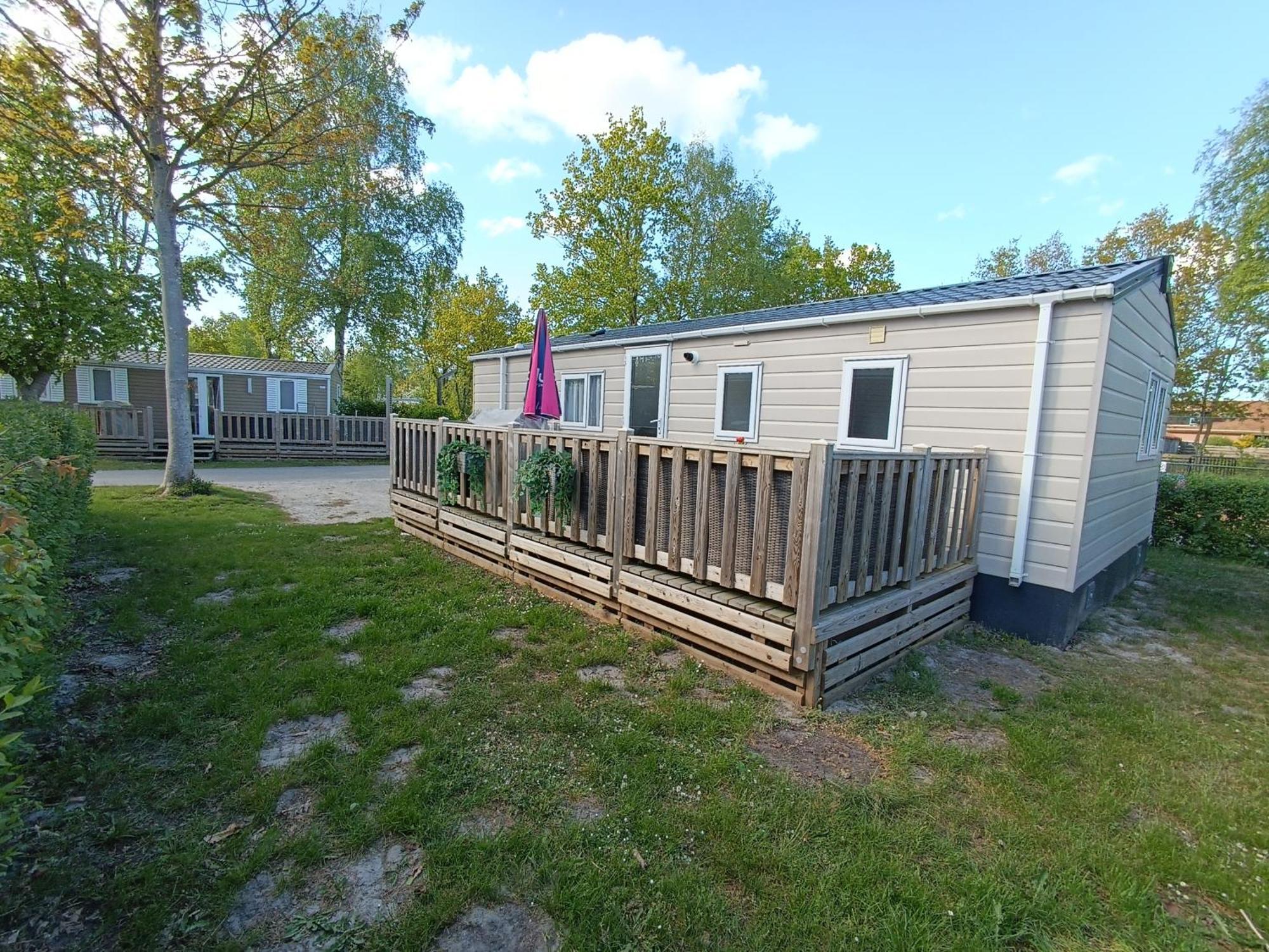Bj Chalets - De Rug 1 - Vakantiepark Lauwersoog - Luxe Chalet Met Vaatwasser! Vroege Incheck! 外观 照片